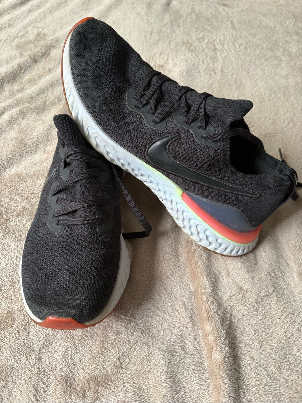 Nike Epic React Flyknit 2 “Pixel”, артикул BQ8928-003 Men’s Size 11,5